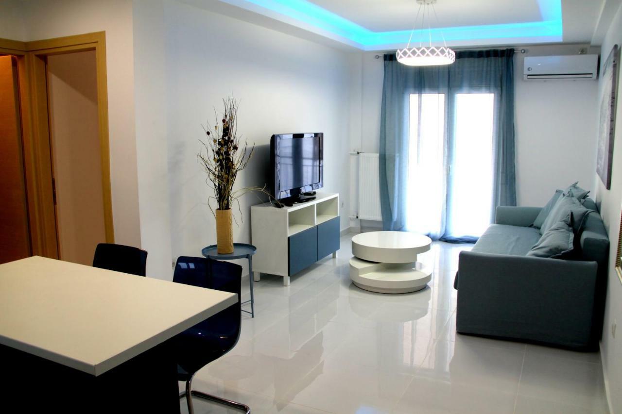 Thiseos 319. Beautiful Apartments Near The Cultural Center Of The Capital. Atenas Exterior foto